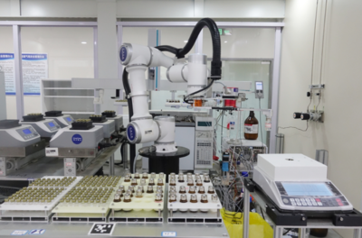 AI+新材料 物聯(lián)網(wǎng)技術(shù)驅(qū)動(dòng)綠色能源突破——專(zhuān)訪北京航空航天大學(xué)教授劉宇宙